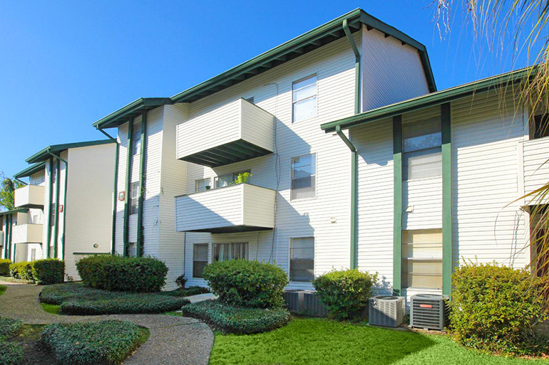 Oakmont Apartments - Metrowide Apartments